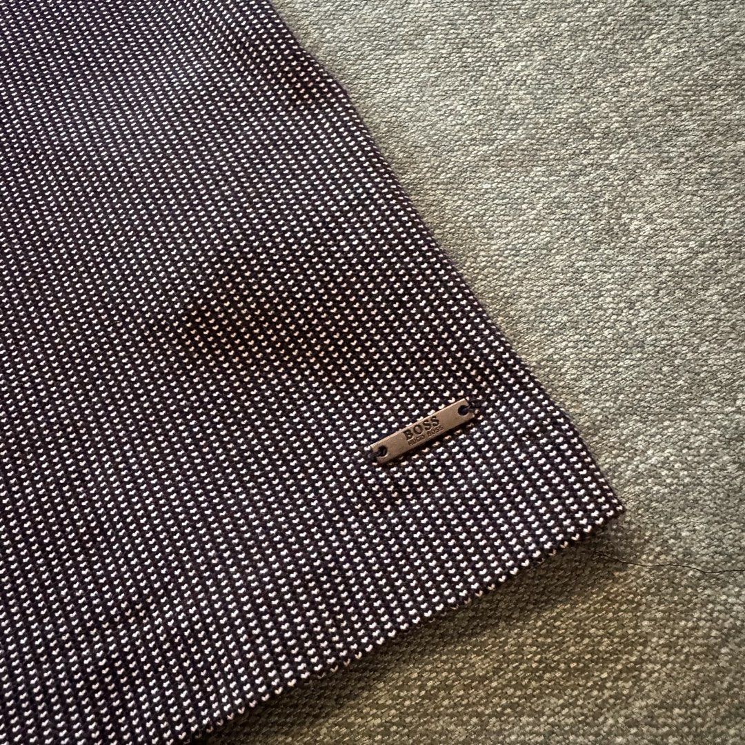 Hugo Boss Polo Shirt (Category: Tshirts & Polo Shirts ) located in Butuan. Submitted by ragscurations (Listing ID 1470751134, Image 2). Description: Size : Small on tag Inches : Width 18 Inches : Length 28 Condition : Excellent Flaws : Flawless Color rate 9.8 Fave item : Beautiful design.
