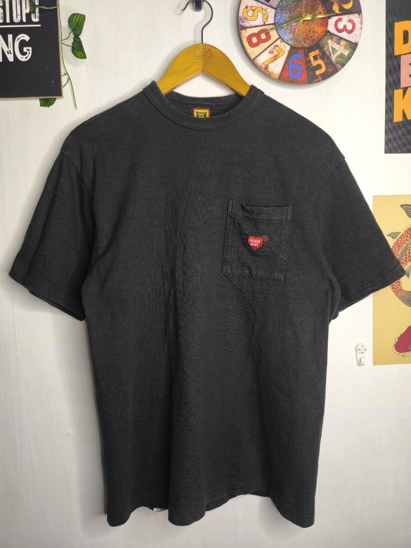 HUMAN MADE (Category: Tshirts & Polo Shirts ) located in Puerto Princesa. Submitted by thriftykoi (Listing ID 1470929854, Image 1). Description: Dimensions: 19.5 x 27 Size: M Color Rate: 9/10 Condition: 9/10 Issue: ❌❌.
