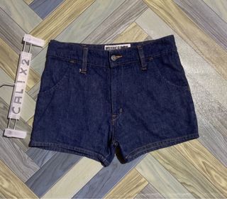 (Category: ) located in . Submitted by ac_thrift (Listing ID 1470890615, Image 1). Description: .