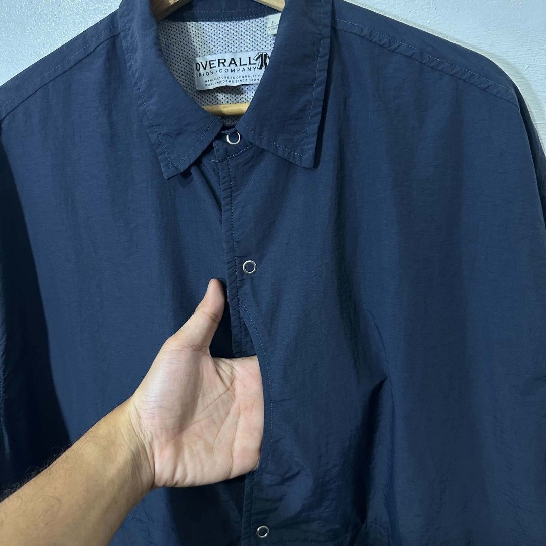 #I025 Overall Utility Oversized Snap-Button Shirt (Navy Blue) (Category: Activewear) located in Tagum. Submitted by eightrags (Listing ID 1470864633, Image 3). Description: #I025 Overall Utility Oversized Snap-Button Shirt (Navy Blue) Large best fit 2XL-3XL 27.5 W 29.5 L Good as new condition 400.