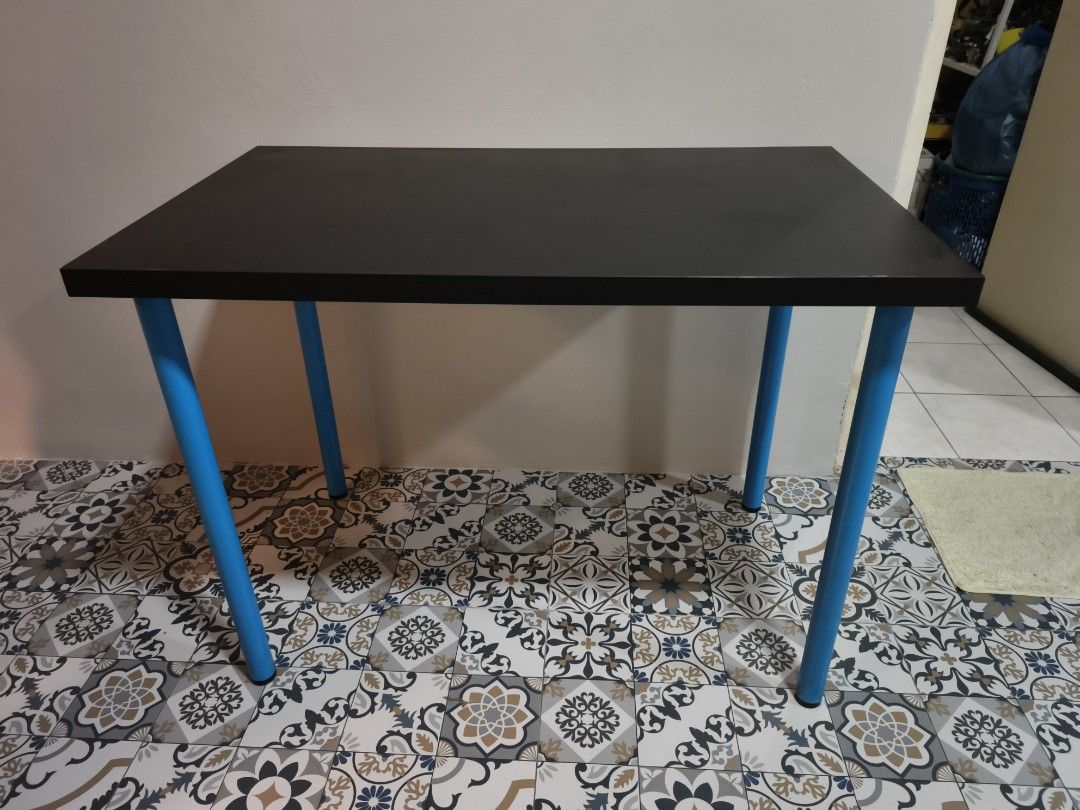 Ikea Study Desk/Computer Table (Category: Tables & Sets) located in Shah Alam. Submitted by krulazam (Listing ID 1470764660, Image 2). Description: LINNMON / ADILS Like New COD Klang, Shah Alam..