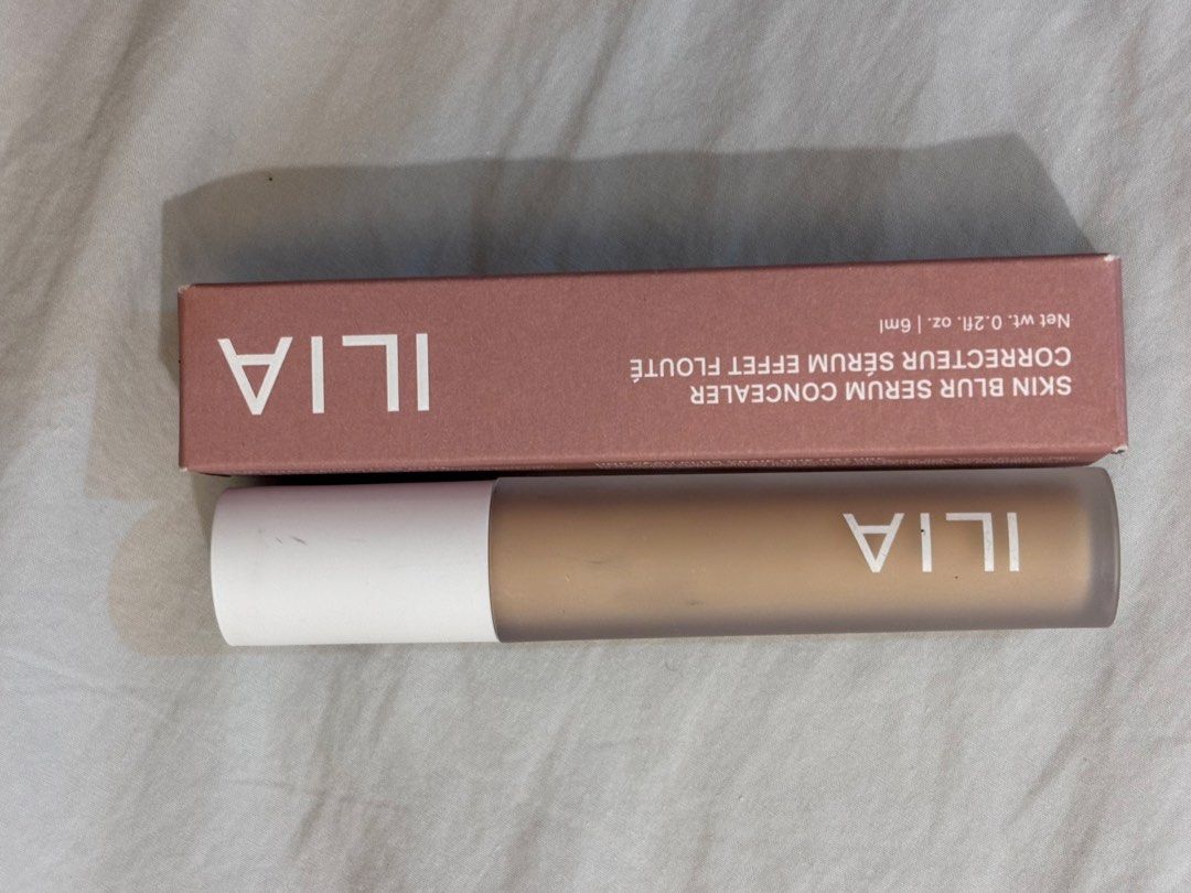 Ilia Skin Blur Serum Concealer (Category: Makeup) located in Pasig City. Submitted by missclosetcleanup (Listing ID 1470831950, Image 1). Description: Ilia Skin Blur Serum Concealer Shade: Ramie 9W, light with warm undertones Net weight 0.2 fl. oz. or 6 ml. Self-setting formula, blurs and resists creasing. Infused with peptides and retinol alternative. Comes packed in original outer box. .