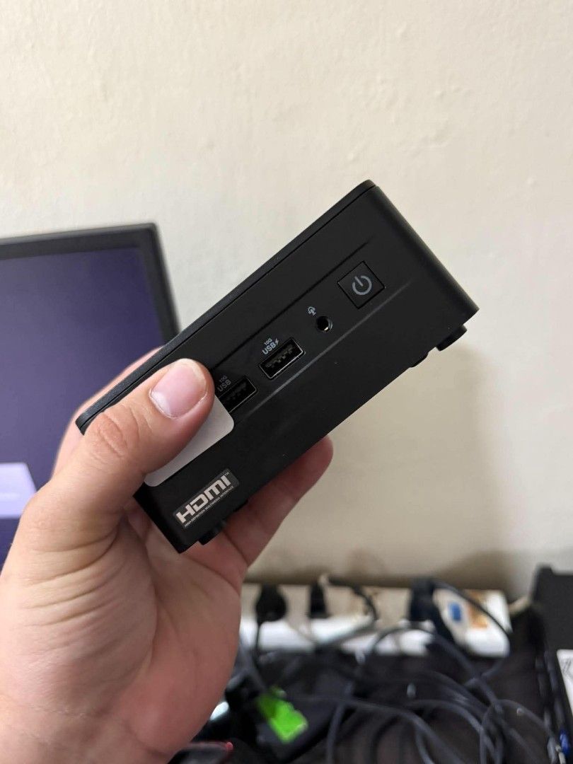 Intel NUC PC (Category: Desktops) located in Manila. Submitted by happyearth.953a15 (Listing ID 1470857283, Image 1). Description: Intel NUC PC I3 12th gen Intel UHD Graphics 8gb ram ddr4 256gb ssd Windows 11 pro OS Unit with power adapter 💸💸 10,500 Location: San Andres bukid manila Pick up or deliver cod.