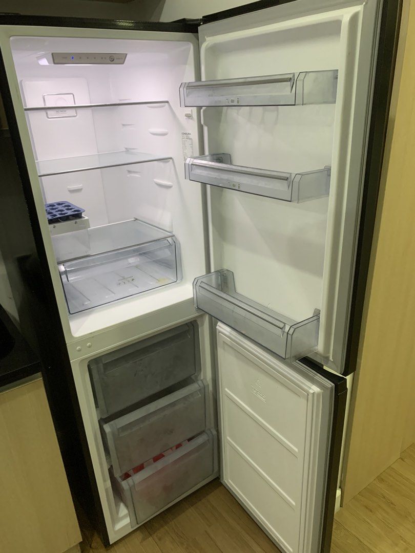 Inverter Refrigerator (condura) (Category: Refrigerators and Freezers) located in Paranaque City. Submitted by ub.et (Listing ID 1470770238, Image 1). Description: Condura Inverter Refrigerator Slightly negotiable for sure buyer, no low balling. 1 year old, first owner No issues, no history of repairs -Pick up in person (Taguig) -Lalamove pick up (buyer pays shipping fee) .