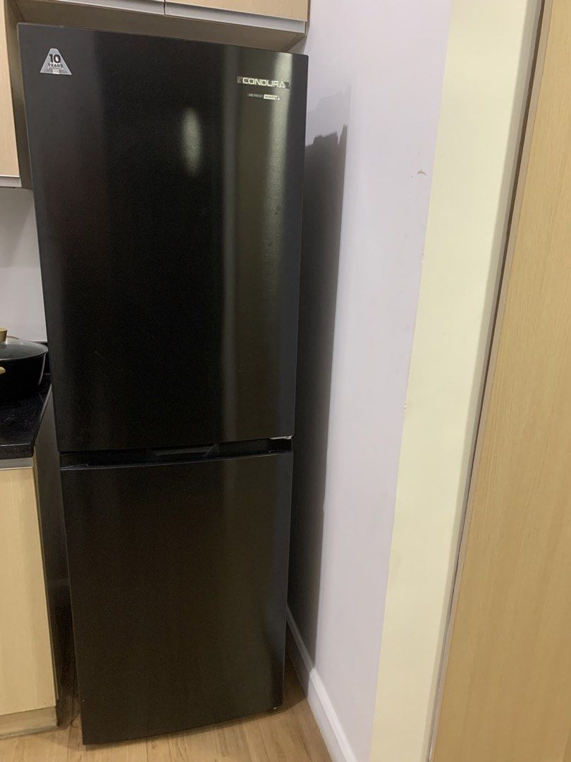 Inverter Refrigerator (condura) (Category: Refrigerators and Freezers) located in Paranaque City. Submitted by ub.et (Listing ID 1470770238, Image 2). Description: Condura Inverter Refrigerator Slightly negotiable for sure buyer, no low balling. 1 year old, first owner No issues, no history of repairs -Pick up in person (Taguig) -Lalamove pick up (buyer pays shipping fee) .