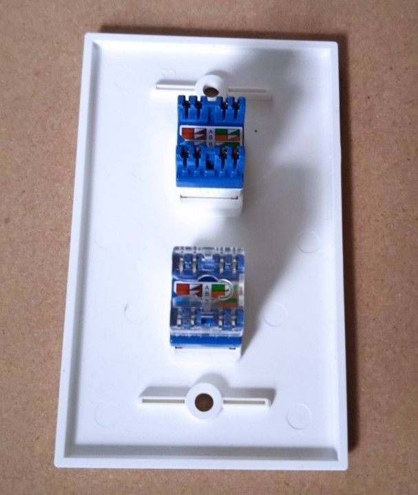 IO CAT6 Wall Plate 2 Port (Category: Office & Business Technology) located in Manila. Submitted by goodviber.corp (Listing ID 1470840282, Image 2). Description: .