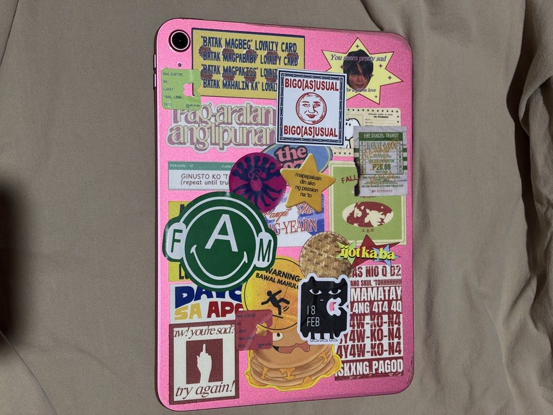 iPad A16 11th Gen (Category: iPad) located in Los Banos. Submitted by lilyofvalleyx (Listing ID 1470864145, Image 1). Description: IPAD A16 PINK 128 GB WIFI ONLY Battery Health: 90% CC: 240 Inclusions: - Orig box - 1 Free case (trifold translucent back pink front) Mine: 18,000 Grab: 19,000 Steal: 20,000 (automatically yours) Bidding will end 24 hrs after the first mine. End agad if steal. MOP: Cash or Gcash 📍 Los Baños / Pagsanjan / Sta. Cruz La