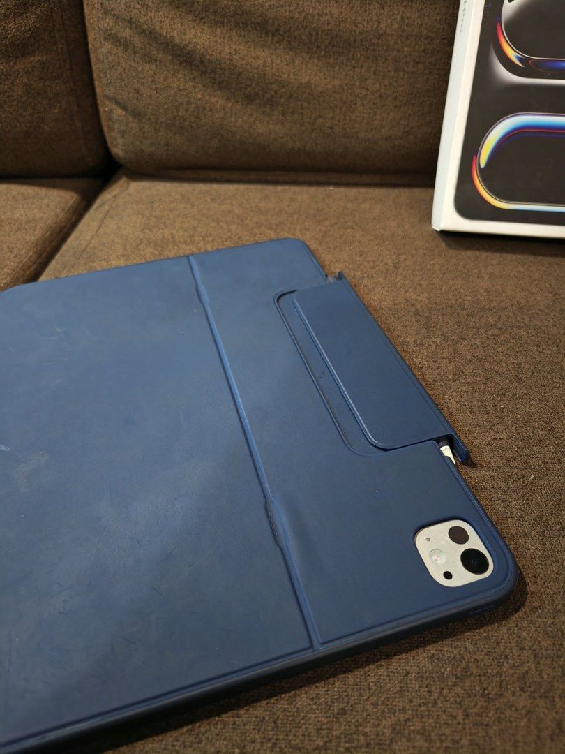 iPad Pro 13" M4 (256GB Silver) + Apple Pencil Pro + OtterBox Case (Complete Boxed Set) (Category: iPad) located in San Mateo. Submitted by airarossy_ (Listing ID 1470756039, Image 3). Description: SELLING: iPad Pro 13-inch (M4, 256GB, Silver) + Apple Pencil Pro + OtterBox Case (Complete Set) Selling as a full bundle! Extremely well-maintained unit, screen and body are crisp with zero issues. Perfect setup for digital artists, students, or profess