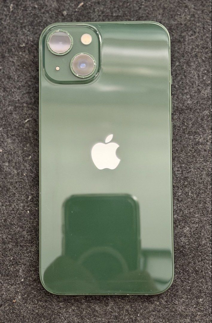 Iphone 13 128gb 100% BH (Category: iPhone 13 Series) located in Manila. Submitted by gelf2393 (Listing ID 1470752563, Image 3). Description: For sale or swap Newly replaced genuine battery (beyond the box) with 3 mos warrany and OR Unit and cable only.