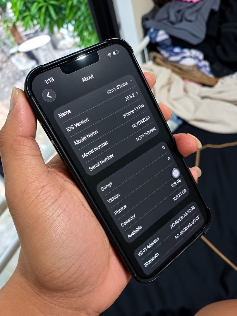 iPhone 13 Pro 128gb (Category: iPhone 13 Series) located in Dumaguete. Submitted by jamesweird (Listing ID 1470827779, Image 3). Description: iPhone 13 Pro 128gb No sim restriction 100% Battery Health (new original) Face iD & True tone working No functionality issues minor issue is the back glass only (see last pic) ₱13,000 via Gcash or Bank .