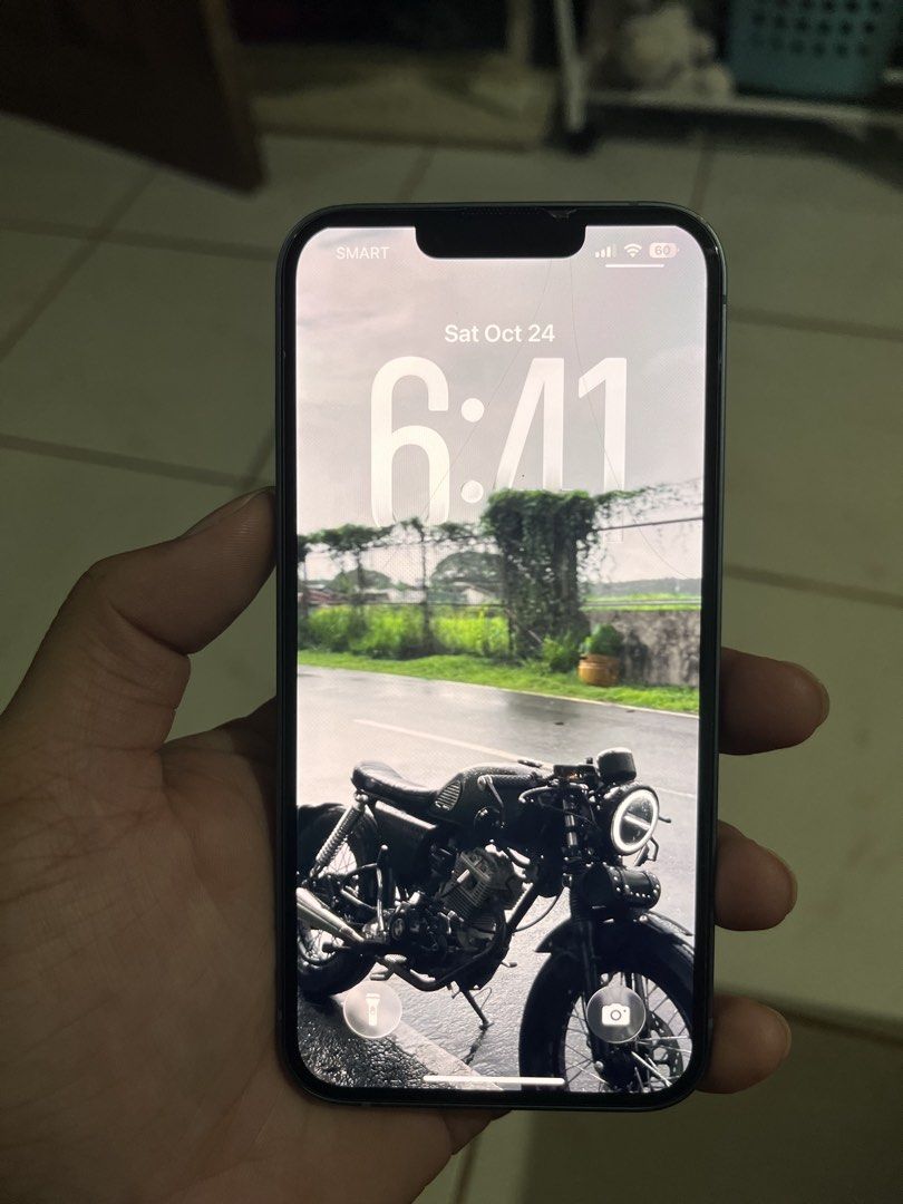 Iphone 14 (Category: iPhone 14 Series) located in Puerto Princesa. Submitted by yla_sells (Listing ID 1470883056, Image 1). Description: - Model: Apple iPhone 14 - Storage Capacity: 128 GB - Color: Blue - Condition: 8/10 (Pre-loved, well-maintained) - Battery Health: 88% - Warranty: Limited warranty active until May 1, 2027 This May 2026 lang binili. -Unit and Case Only.