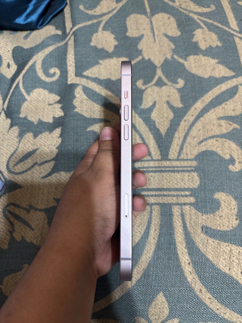 Iphone 14 Plus 256 GB (Category: iPhone 14 Series) located in Kidapawan. Submitted by karizza0224 (Listing ID 1470883643, Image 2). Description: Iphone 14 Plus 256gb No issue No history of repair 100% batt health Can do COD withing mindanao COP to other region. .