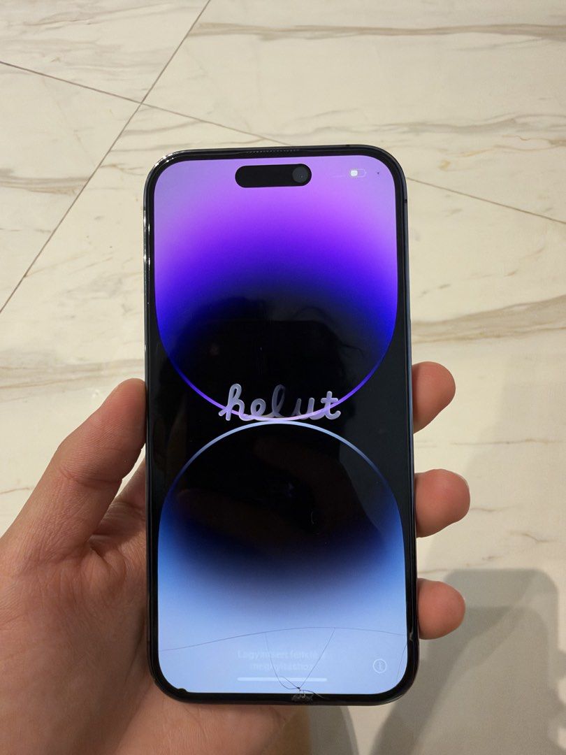 iphone 14pro 256GB (Category: iPhone 14 Series) located in Manila. Submitted by hindicave (Listing ID 1470796732, Image 1). Description: iphone 14pro 256GB battery 78% no issue please check the details carefully in the photos! with out box.