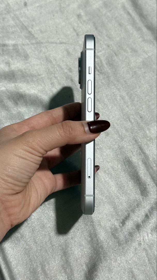 iPhone 15 - 128GB Blue (Category: iPhone 15 Series) located in Pasay City. Submitted by maviemavz (Listing ID 1470861995, Image 2). Description: Apple iPhone 15 Color: Blue Display: Clean screen with Dynamic Island Camera: Dual rear cameras with vertical alignment Build: Aluminium frame with standard volume buttons, Action Button, and Power button Condition: Lightly used, no scratches and dents. Tempered glass installed since Day 1 Can do meetups
