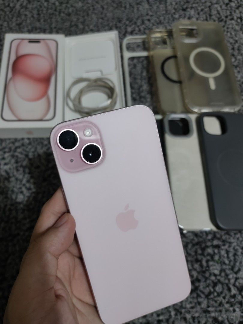 Iphone 15 plus 256gb pink (Category: iPhone 15 Series) located in Binan City. Submitted by jcarlobacquian (Listing ID 1470813677, Image 2). Description: Iphone 15 plus 256gb Pink Factory Unlock 82% Batt health Orig No Issue All working Inclusion Orig box Orig Cord 6 Cases Test to sawa sa meet up bago bayaran Loc batangas .