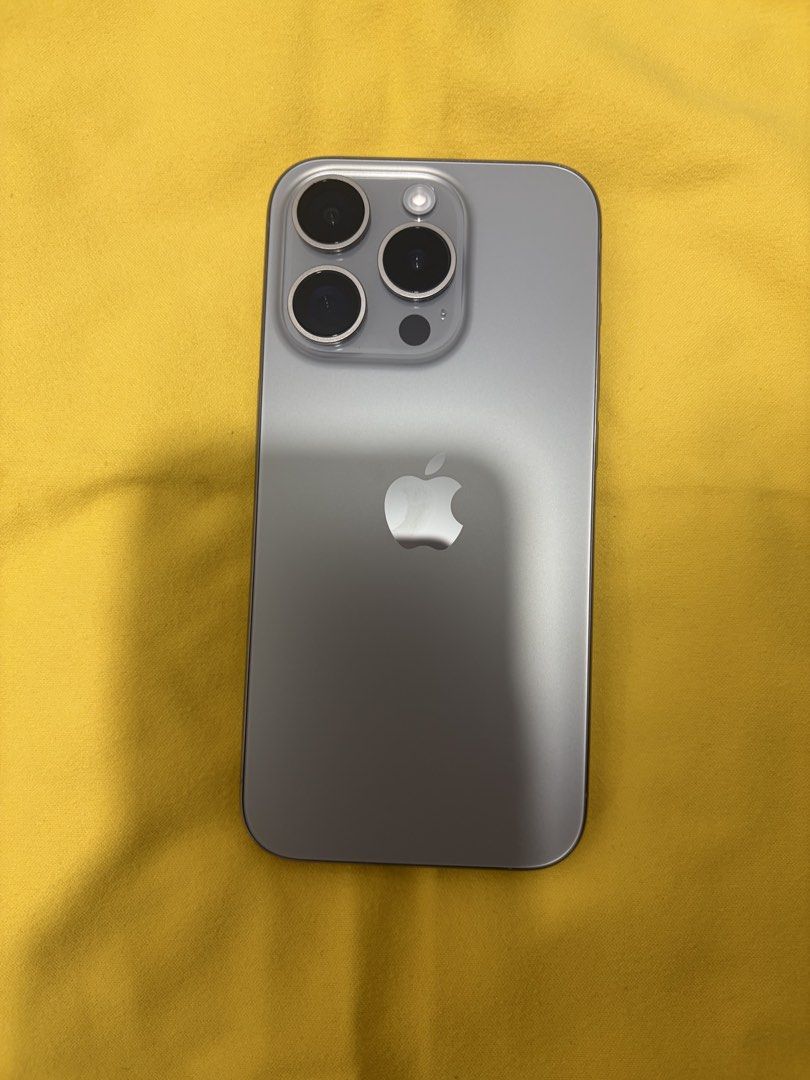 Iphone 15 pro (Category: iPhone 15 Series) located in Quezon City. Submitted by masterjami (Listing ID 1470854194, Image 2). Description: Openline Unit only Good as new Super kinis Pass sa maselan at barat Test all you want upon meet up Price slighty negotiable RFS: Upgrade.