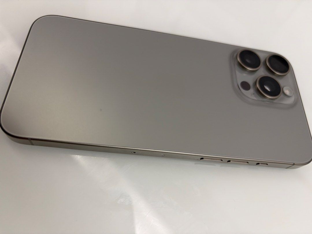 Iphone 15 Pro Max (Category: iPhone 15 Series) located in Las Pinas. Submitted by kestereulogio (Listing ID 1470744887, Image 3). Description: .