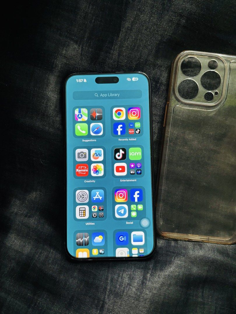 IPHONE 15 pro max 256g BYPASS (Category: iPhone 15 Series) located in Manila. Submitted by calmbird.phoenix (Listing ID 1470906259, Image 2). Description: FS IPHONE 15 pro max 256g Bypass ( Bawal update and Reset) Wifi pr Hotspot used pwede niyo gamitan ng Esim truetone and Face ID working ✅ 89% Battery health Repair: Napalitan ng Display, back Camera at Back cover PERO galit din sa ibang Ip 15 pro max kaya original parin ung parts working din Zo