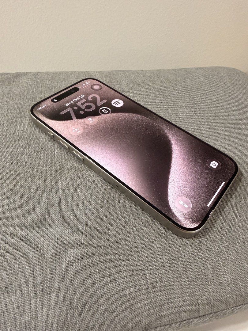 iPhone 15 Pro Natural Titanium (Category: iPhone 15 Series) located in Mandaluyong City. Submitted by barbara.wardrobe (Listing ID 1470853577, Image 2). Description: - Lady Owned - No Sim Restrictions - Battery Health: 79% - Inclusions: charger cord, charger box and cases - No dents/no scratches - Meet up Mandaluyong Area - RFS: Upgraded already, I don’t need an extra phone.