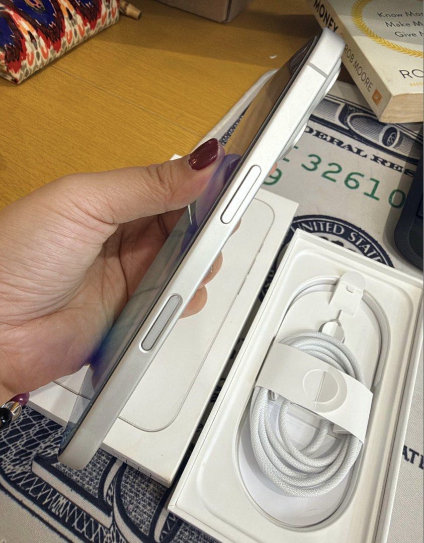 Iphone 16 PLUS 128gb 🤍 (Category: iPhone 16 Series) located in Santo Tomas. Submitted by shafrncsco (Listing ID 1470876957, Image 2). Description: 📱FOR SALE: iPhone 16 128GB - White 🤍 Selling my iPhone 16 Plus since I recently upgraded. Details: * Model: iPhone 16 PLUS * Storage: 128GB * Color: White * Battery Health: 99% * Fully functional, no issues * Comes with original box complete set ✅Unused CHARGER CABLE ✅New tempered glass screen prote
