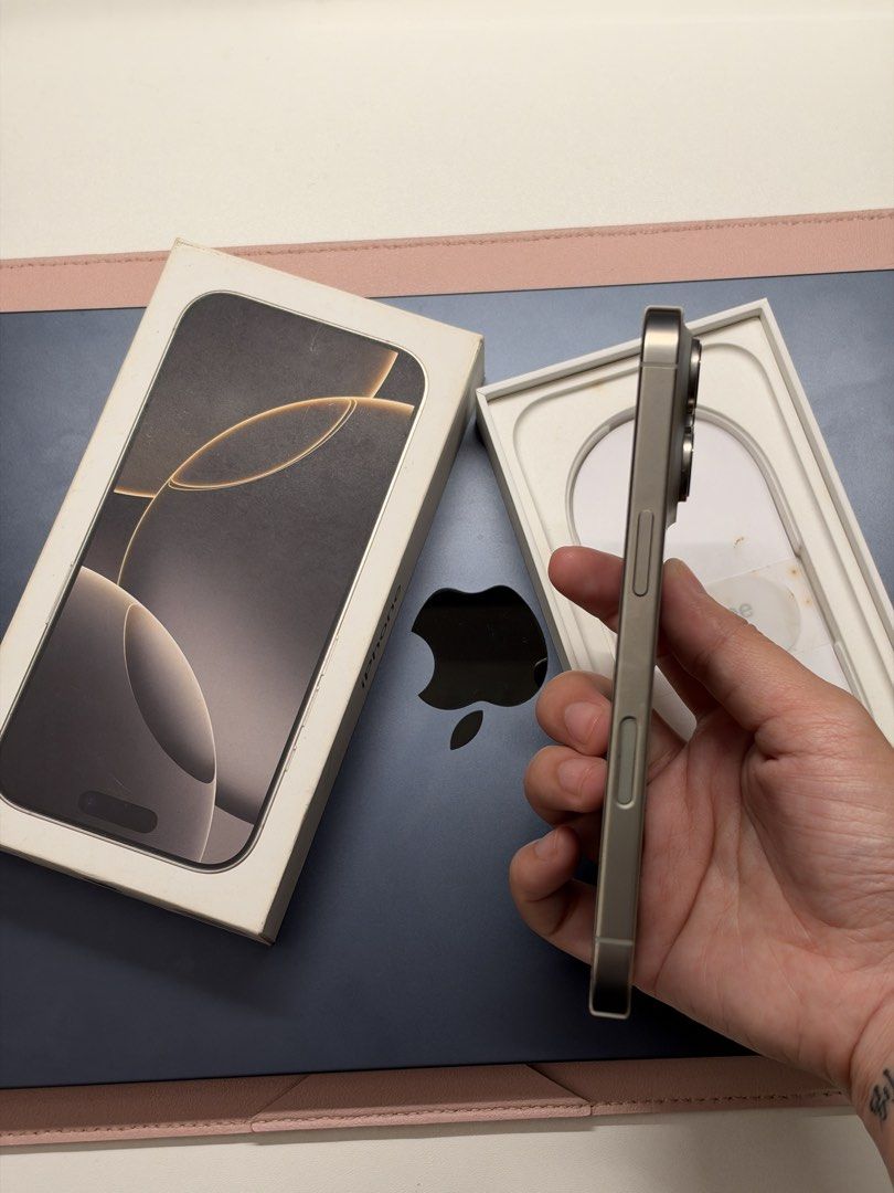 IPHONE 16 PRO (256gb) (Category: iPhone 16 Series) located in San Pedro. Submitted by jisoosfrays (Listing ID 1470804149, Image 2). Description: 📱 FOR SALE: iPhone 16 Pro 256GB – Silver Unit Details: * Model: iPhone 16 Pro * Storage: 256GB * Color: Silver * Battery Health: 88% * SIM Status: Openline / No SIM Restrictions * Repair History: Never been repaired * Condition: Minor scratches from normal use. Has a small dot on the rear 5x camera (doe
