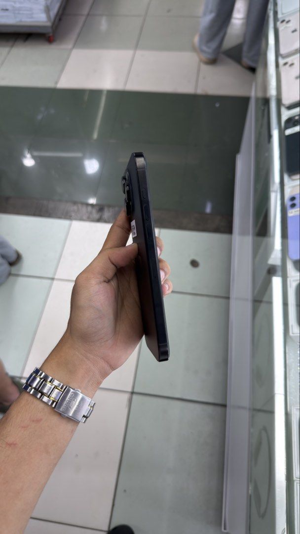 iPhone 16 Pro Max 1TB 95% BH Factory Unlocked with box NTC Approved (Category: Other Gadgets) located in Manila. Submitted by carimgadgets (Listing ID 1470837708, Image 3). Description: .