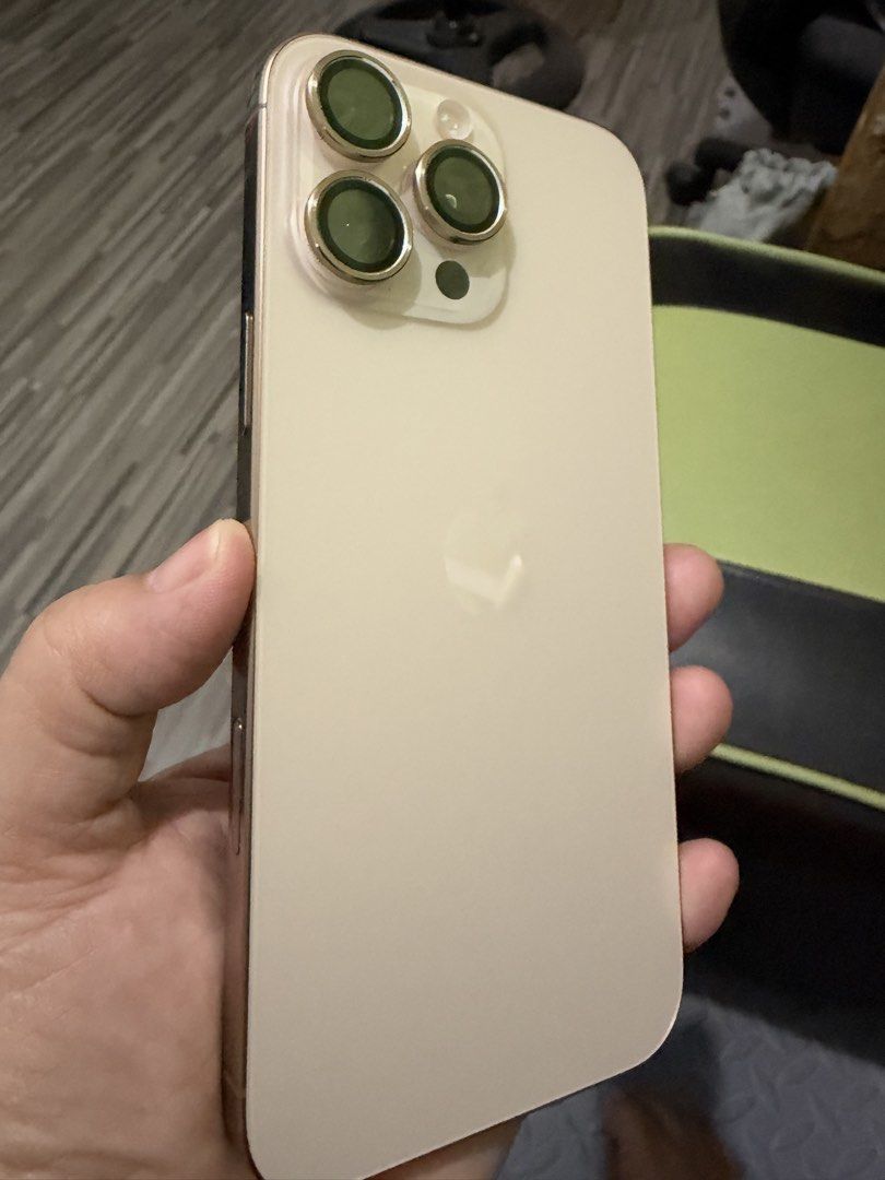 Iphone 16 Pro Max 256GB Openline (Category: iPhone 16 Series) located in Pasig City. Submitted by bernz_be (Listing ID 1470882975, Image 3). Description: Well used but in prestine condition no defects or flaws Battery Health: 88% Original Purchase Date: October 2026 Included: Handset Sim ejector Box Additional Information: Original Apple from Globe now with no sim restrictions 98% smoothness, no scratches or dents Lady owned, well taken care of w
