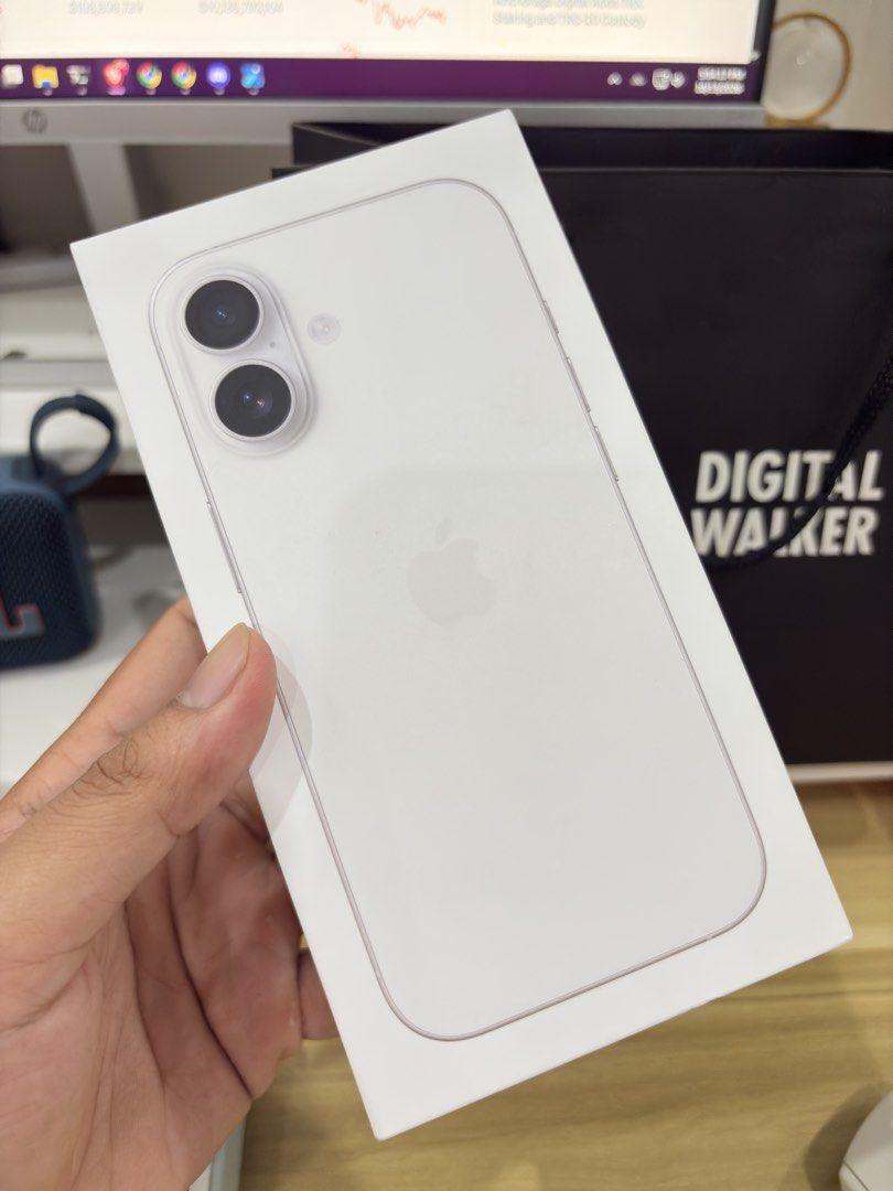 Iphone 17 (Brand new/ SEALED) (Category: iPhone 17 Series) located in Cagayan de Oro. Submitted by younghorse_1bc4c0 (Listing ID 1470847952, Image 3). Description: Iphone 17 256gb 55k (slightly negotiable) BRAND NEW/ SEALED -with official receipt! Can meet at Bukidnon and CDO! Pm for sure buyers. .