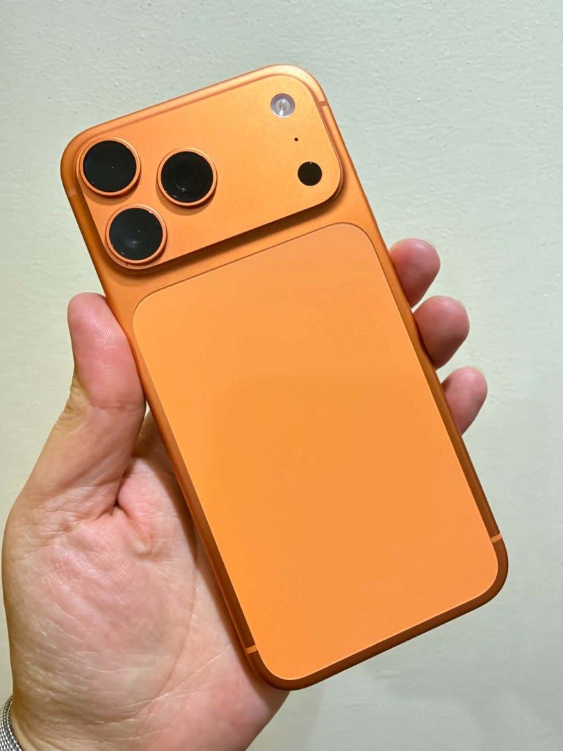 IPHONE 17 PRO MAX 256GB 100% BH, 14cc (Category: iPhone 17 Series) located in Quezon City. Submitted by navigadgetsbuyandsell (Listing ID 1465961469, Image 2). Description: ❤️SALE OR SWAP❤️ UNIT : IPHONE 17 PRO MAX MODEL # : MFYN4X/A COLOR : COSMIC ORANGE MEMORY : 256GB BH : 100% CC : 13cc ✅ COMPLETE ✅ NTC ✅ NO SIM RESTRICION ✅ NO ISSUE ✅ FACE ID ✅ TRUE TONE ✅ NO HISTORY OF REPAIR ✅ RESET UPON MEETUP 💸 69,999 MEETUP: Quezon City / Commonwealth /