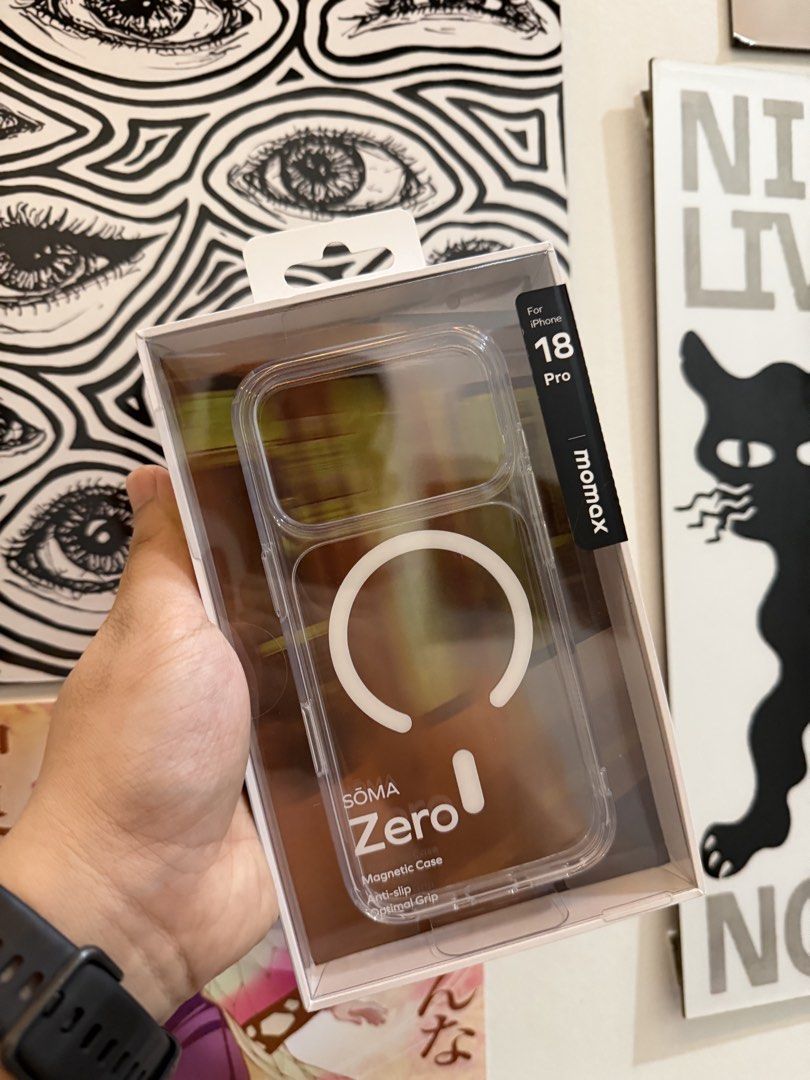 iPhone 18 Pro Case (Category: Cases & Sleeves) located in Bulacan. Submitted by eomma12 (Listing ID 1470836870, Image 1). Description: iPhone 18 Pro Case Also fit sa iPhone 17 Pro Bought today (Oct 28,2026) Condition 10/10 Fitted only then balik na ulit sa box, hindi ko bet. Inclusion: Orig box Receipt Orig price - 990 Pick up only..