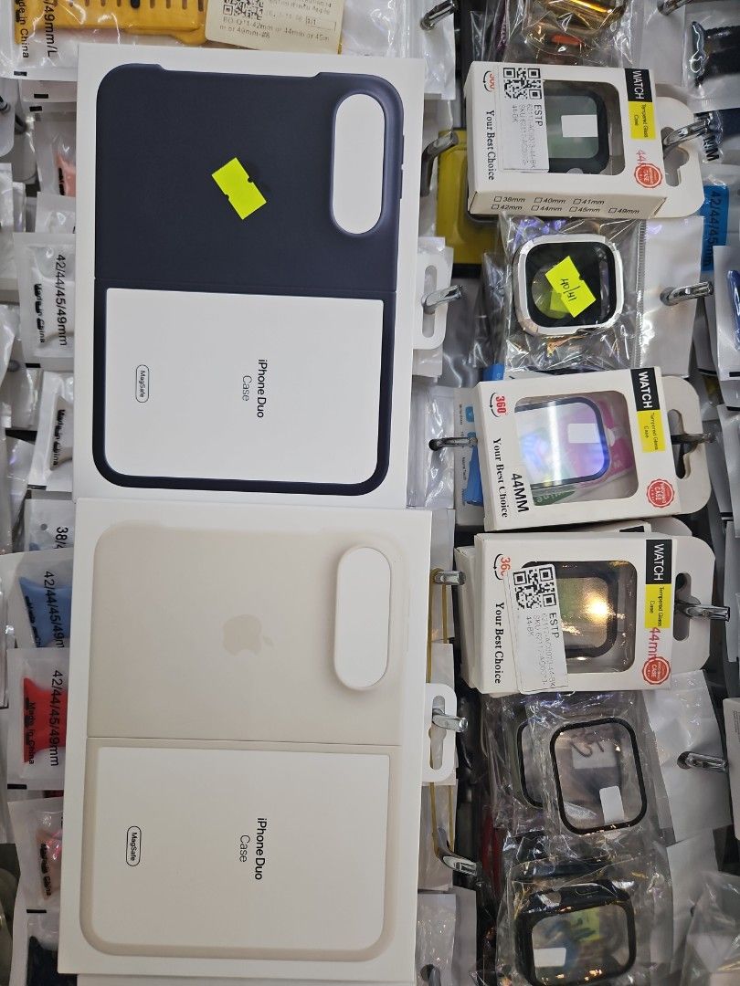 Iphone Duo Original Case 6500-7000 (Category: Cases & Sleeves) located in San Juan City. Submitted by rjean02 (Listing ID 1470758057, Image 1). Description: blue 6500 Sand 7000 Brandnew original cod Nationwide.