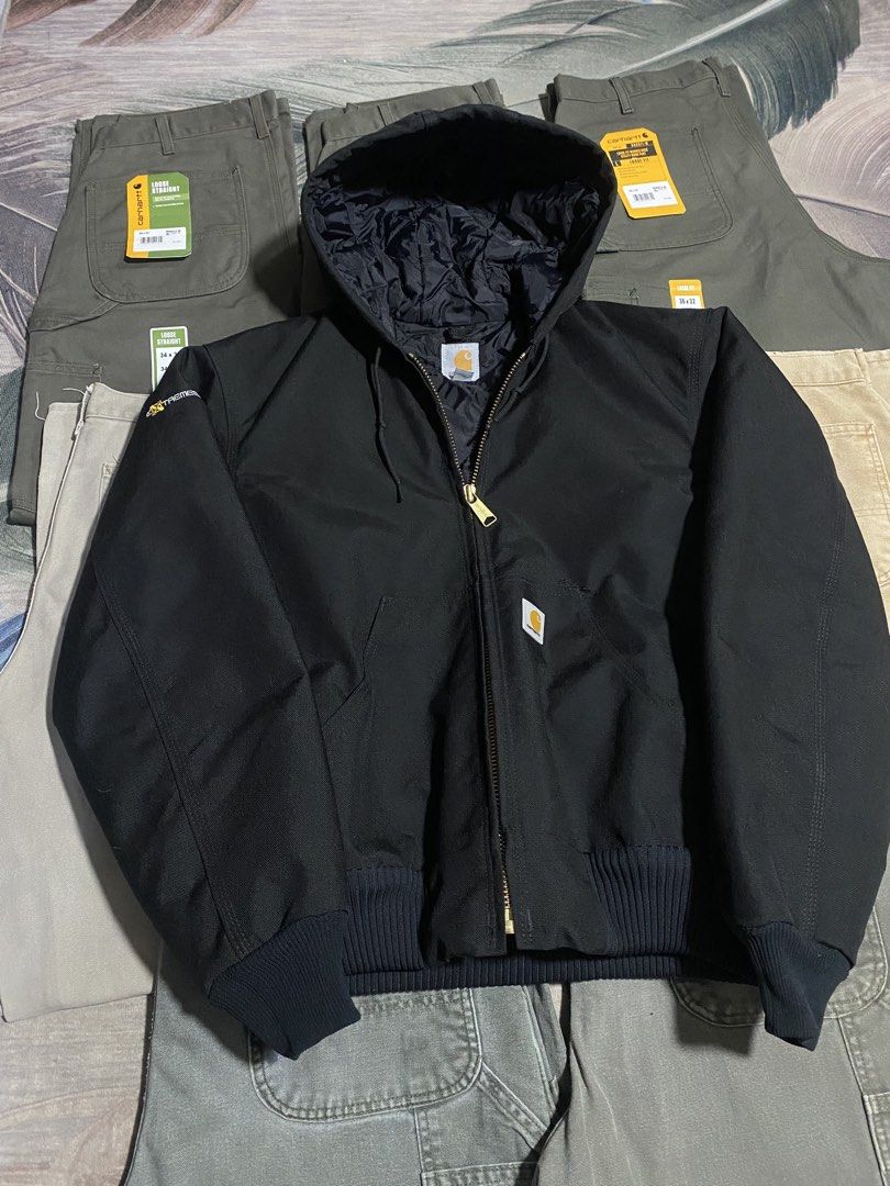 J133 Active Jacket (Category: Activewear) located in Naga. Submitted by justinerabang13 (Listing ID 1470862628, Image 1). Description: Carhartt j133 rubber patch active jacket 24x26 No issue As new condition.
