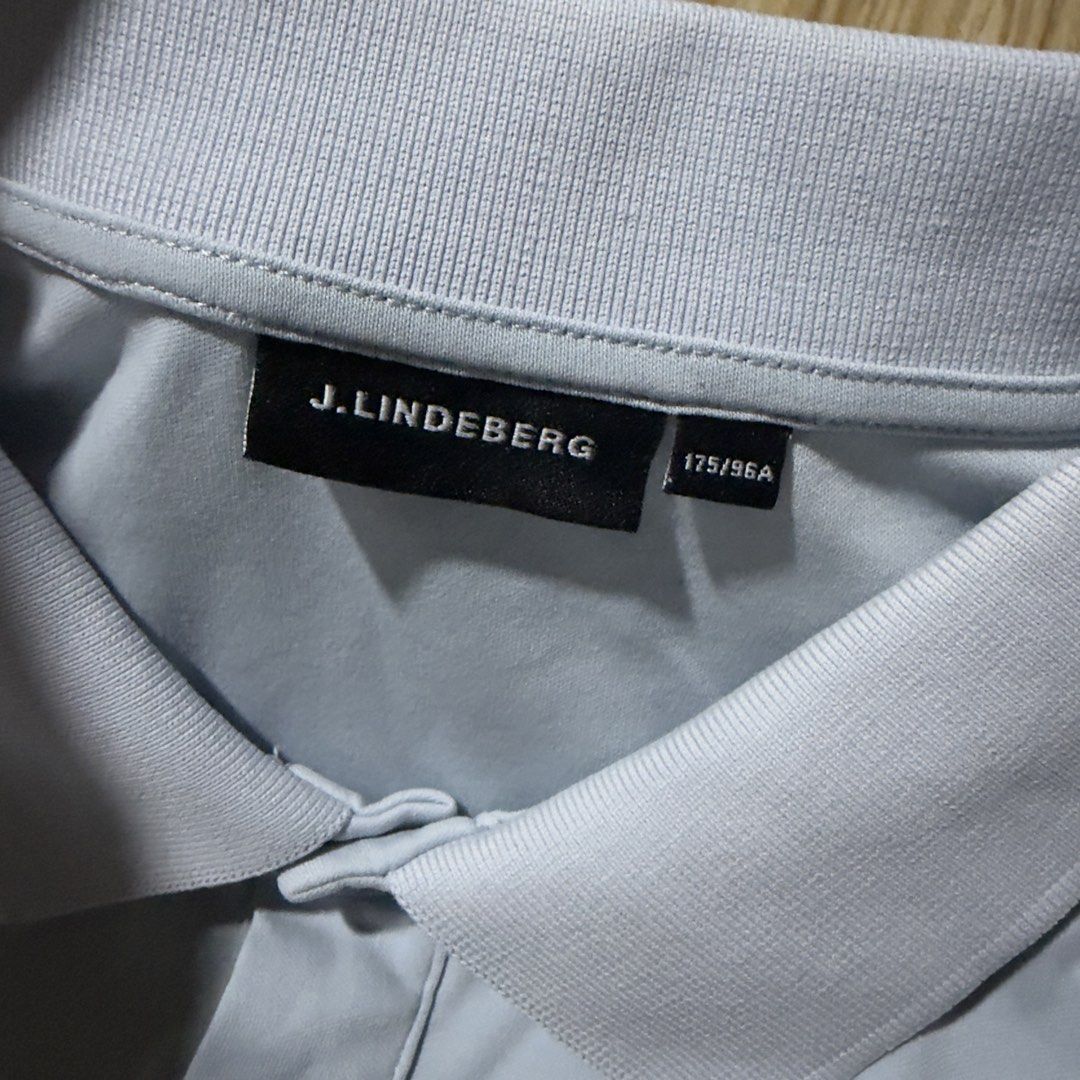 J. Lindeberg Golf Polo Shirt (Category: Tshirts & Polo Shirts ) located in Davao. Submitted by ckkb1821 (Listing ID 1470881219, Image 3). Description: J. Lindeberg Golf Polo Shirt Medium fit (20 x 26.5"L) Excellent condition Issue: minor fading sa logo (5th pic) ₱1,299 only + SF.