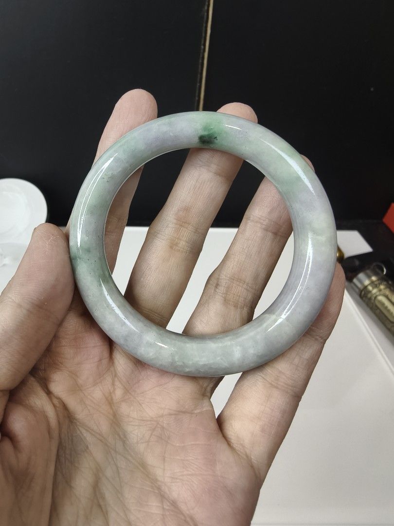 Jadeite Bangle (Category: Bracelets) located in Kuala Lumpur. Submitted by re_born (Listing ID 1470747307, Image 1). Description: Burmese Grade A Jadeite Bangle - Chun cai -Donut -51.6 x 10.6 x 10.3 -Suitable for 51,52,53 -HSR260858266 *Natural jadeite jade inherently contains inclusions such as cotton-like flaws, grain lines, icy streaks, color lines, and more.