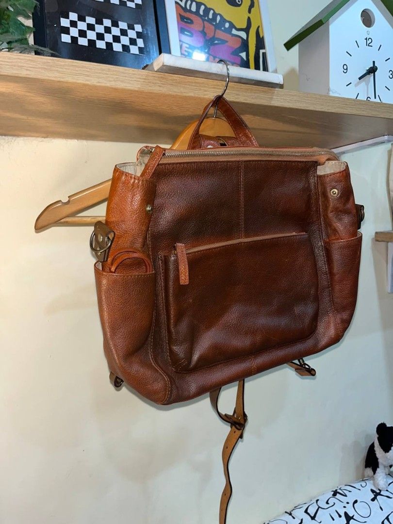 Japanese Geniune Leather backpack (Category: Backpacks) located in Quezon City. Submitted by michypeachyy1 (Listing ID 1470913729, Image 2). Description: 850 plus shipping only good condition 16 inches length 12 inches height.