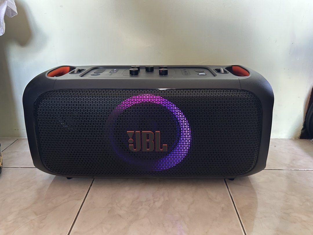 JBL OTG Essential Portable Bluetooth Speaker with Carry Bag (Category: Soundbars, Speakers & Amplifiers) located in Quezon City. Submitted by pxlshop (Listing ID 1470762785, Image 2). Description: JBL OTG WITH MIC AND TRAVEL BAG Ilang beses lang nagamit. Almost Brandnew no issue no scratches or dents (di nga nagamit😂) Complete with box, manuals, charging chord , straps FREE TRAVEL BAG included (madaming compartments with mic storage sa likod) Bo