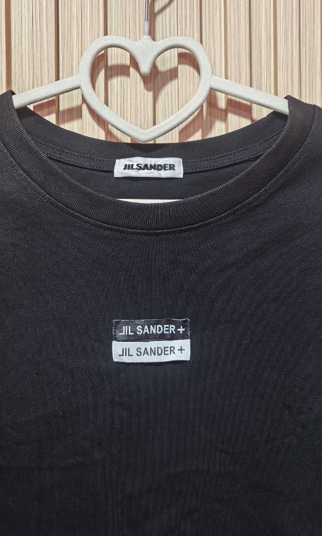 Jil Sander autumn (Category: Tshirts & Polo Shirts ) located in General Santos City (Dadiangas). Submitted by hasolhard (Listing ID 1470851221, Image 2). Description: Jil sander Xl.