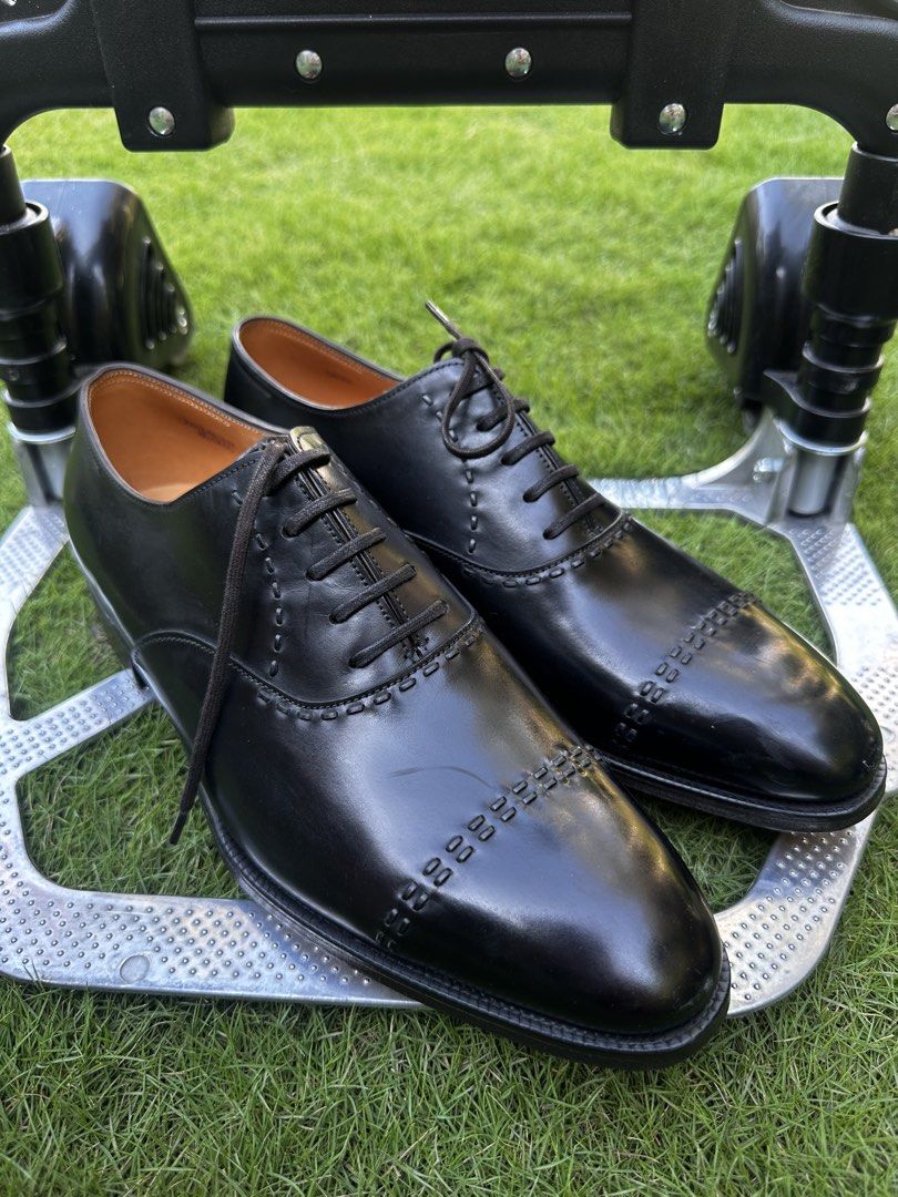 JOHN LOBB 6.5E (7.5US) (Category: Dress Shoes) located in Tacurong. Submitted by locationtacurongcitymindanao (Listing ID 1470842050, Image 2). Description: Excellent Condition John Lobb 2008 Year Model Black Calfskin Location: Tacurong City Mindanao .