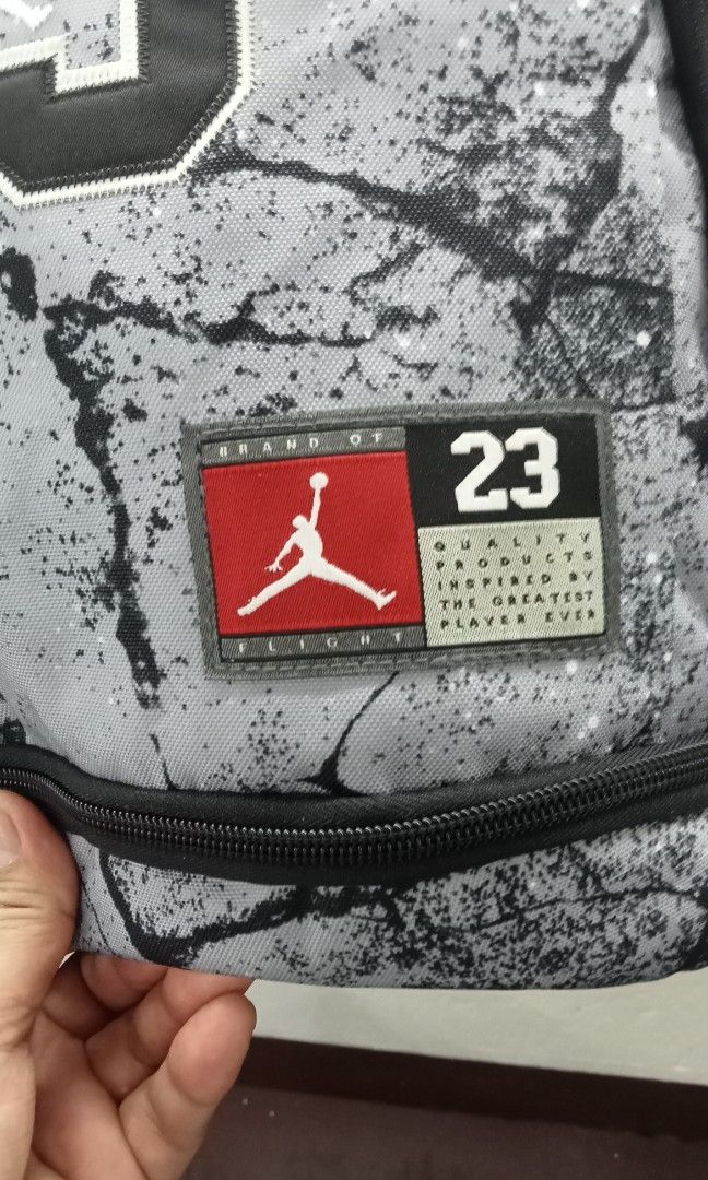 Jordan (Category: Backpacks) located in Naga. Submitted by aboy1234245 (Listing ID 1470761240, Image 2). Description: Jordan Asnew.