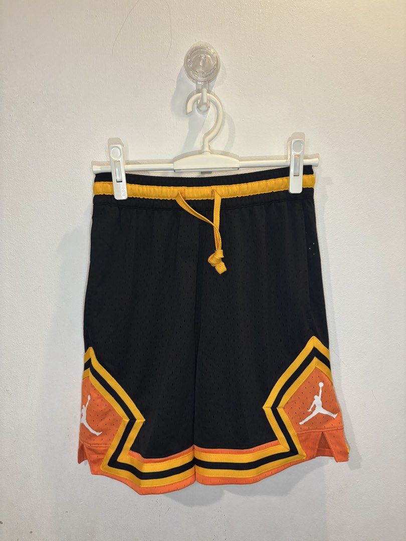 JORDAN DIAMOND SHORT (Category: Shorts) located in Makati City. Submitted by sweetfitforyouph1200 (Listing ID 1470859299, Image 3). Description: Jordan diamond Latest model No issued .