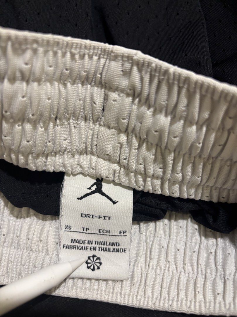 JORDAN DIAMOND SHORT (Category: Shorts) located in Makati City. Submitted by sweetfitforyouph1200 (Listing ID 1470860307, Image 2). Description: Jordan diamond Latest model No issue Like new.