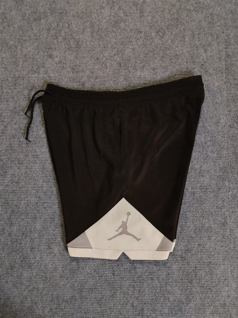 JORDAN DRI-FIT AIR DIAMOND SHORTS (Category: Shorts) located in Kalibo. Submitted by ionsthrift (Listing ID 1470897700, Image 1). Description: 📌Ugaliing mag basa palagi, pra iwas tanong o aberya. 📌Wag na mag offer kng hndi nman kayang panindigan or bibilhin. Dahil once na nag offer ka dpat sure ka. 📌Please, manage your expectation nlng, halos lahat po ng items ay galing ukay, denedeclare ko nman pag my issue, pro pasensya na pag meron akong di