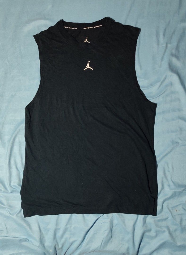 JORDAN DRIFIT MID LOGO (Category: Tshirts & Polo Shirts ) located in Pagadian. Submitted by miraculouspat (Listing ID 1470856757, Image 1). Description: L 26 W 18 AUTHENTIC NO ISSUE.