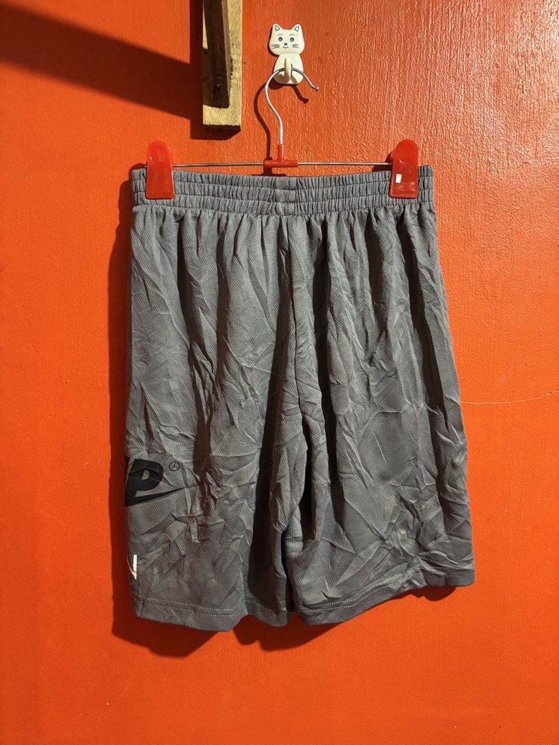 Jordan Jumpman Grey Mesh Shorts (Category: Shorts) located in Naga. Submitted by ajrc.shop (Listing ID 1470846576, Image 3). Description: Jordan Jumpman ✅Size: L youth size ✅Width: 25.5-32 ✅Length: 18 ✅Color Rate: 9/10 ✅Issue: Last pic ✅Need Wash ✅Location: Bicol Naga City, Camarines Sur ✅Courier: J&T Express/Flash Express ✅MOP: Gcash only.