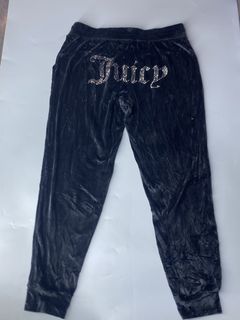 (Category: ) located in . Submitted by vell25apparel (Listing ID 1470819703, Image 1). Description: .