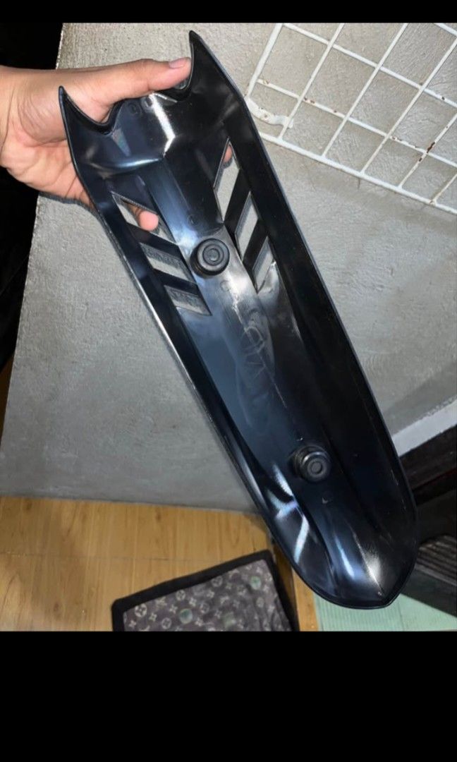 jvt v3 heat guard (Category: Body Parts and Accessories) located in San Mateo. Submitted by moncleezy (Listing ID 1470914873, Image 2). Description: declutter still nego pero hindi masyado malaki just trying to get rid of this thing just pm me for other concern.