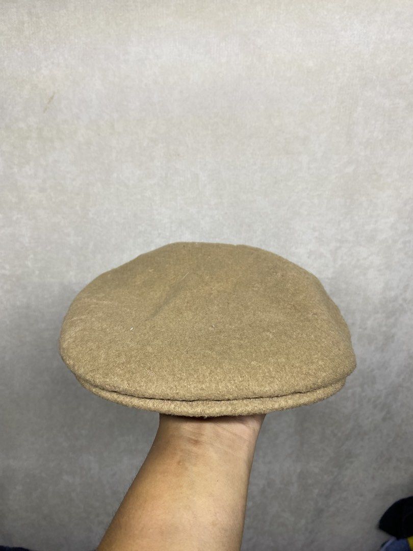 Kangol - Vintage Kangol Beret (Category: Caps & Hats) located in Valenzuela. Submitted by rektasource.ph (Listing ID 1470879983, Image 3). Description: Kangol - Vintage Kangol Beret Medium on tag Has chips chrck pictures.
