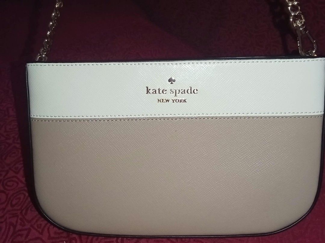 Kate Spade Mini bag (Category: Clutches) located in Silang. Submitted by sassyennaid (Listing ID 1470747452, Image 2). Description: Brand new Kate Spade mini bag from the US Delivery via Jnt Location: Silang, Cavite.