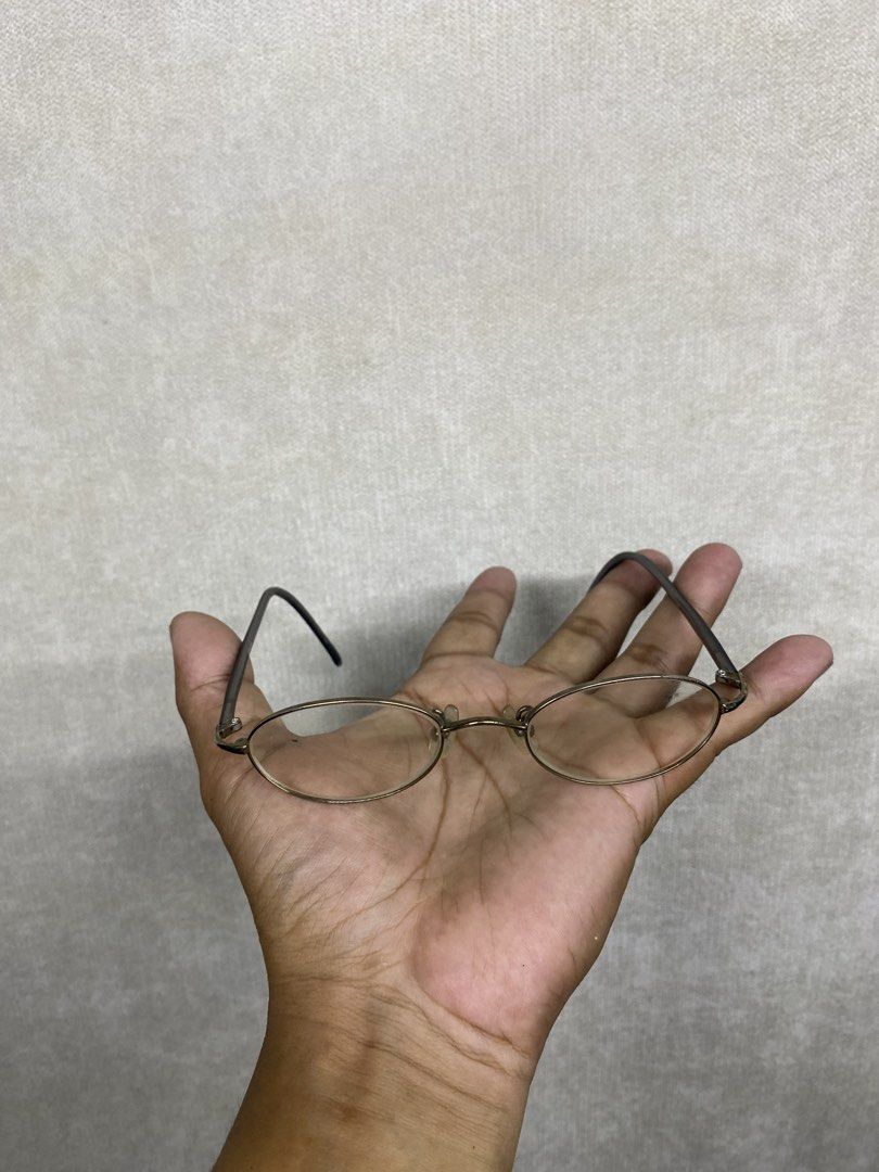 Kenzo - Vintage Kenzo Reading Glass (Category: Luxury Accessories) located in Valenzuela. Submitted by rektasource.ph (Listing ID 1470880837, Image 2). Description: Kenzo - Vintage Kenzo Reading Glass Graded Check image for conditions.