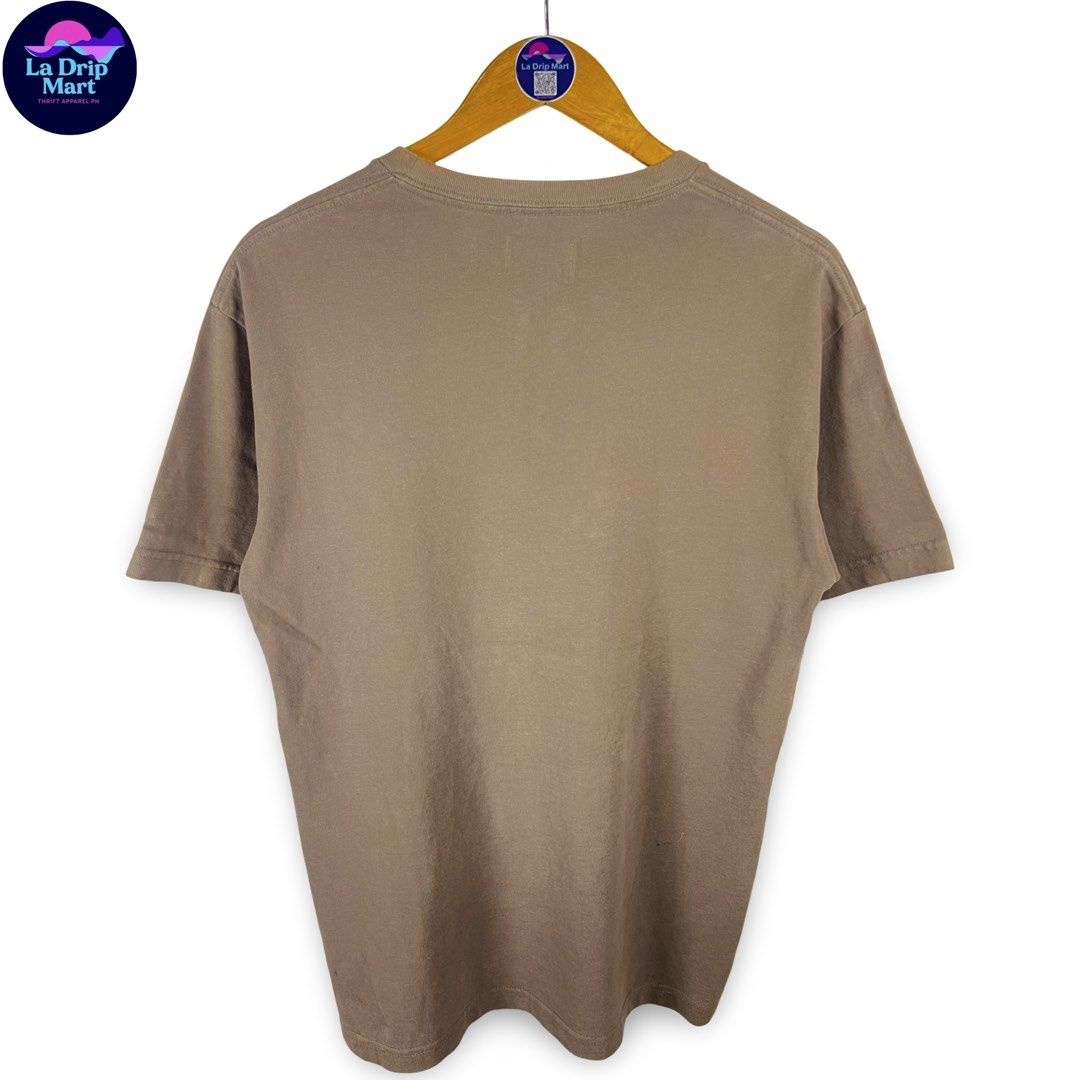 ‎“KITHxTREATS” SPRKL CANDY BOGO TEE (Category: Tshirts & Polo Shirts ) located in Taguig. Submitted by ldm.ph (Listing ID 1470745043, Image 2). Description: (LDM-D-0238) ‎Size:ACTUAL FIT:LARGE ‎Dimensions ‎Inches width:20 ‎Inches length:28 ‎Condition: GOOD ‎Color rate:8.5 ‎Flaws:Neckline discoloration ‎(READY TO WEAR) .